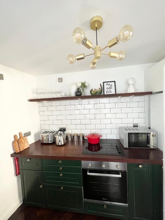 Luxury Belfast Stay - Townhouse Exteriör bild